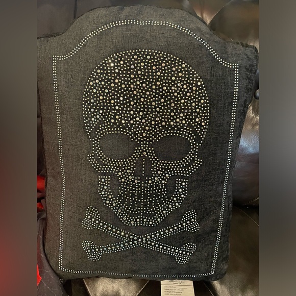 NWOT Iridescent Crystals Skull & Crossbones Tombstone Decorative Accent Pillow - Picture 6 of 8